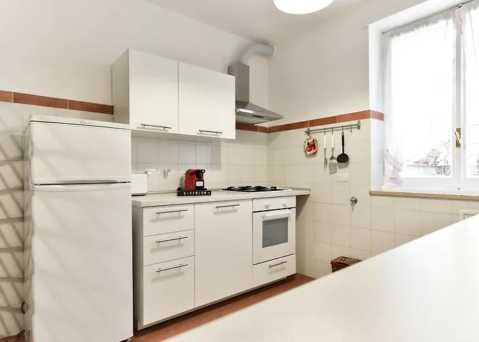 Red & White Vatican *