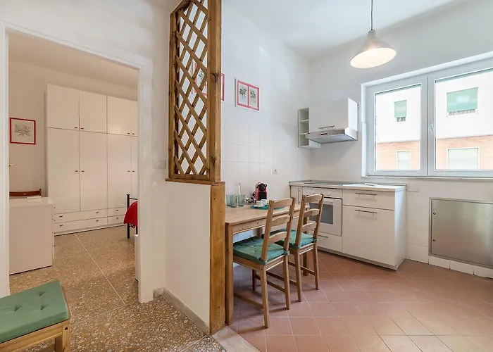 アパート Red & White Vatican