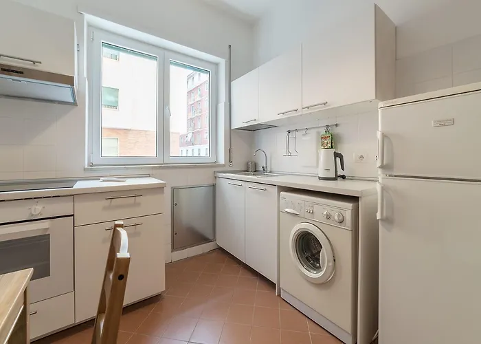 Red & White Vatican Roma