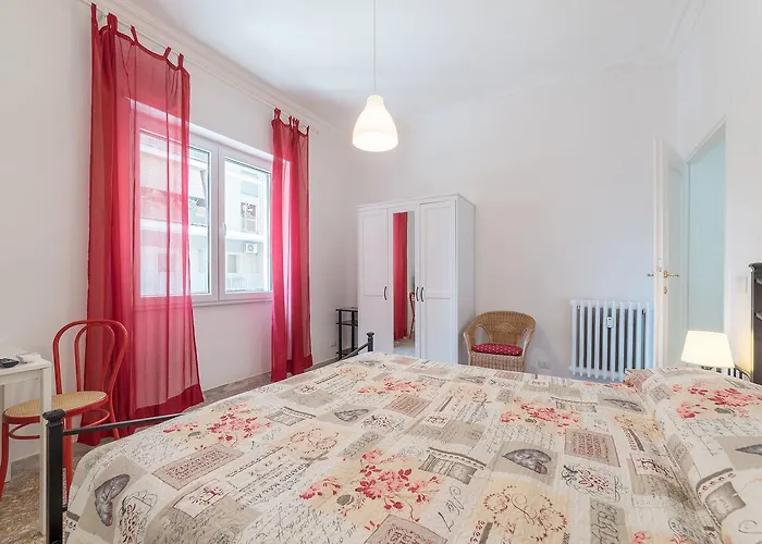 Red & White Vatican Roma