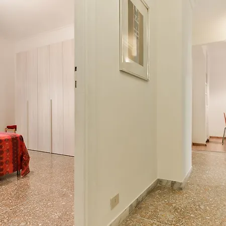 Apartament Red & White Vatican